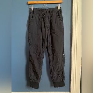 Kids XL unisex UNIQLO black snow pants